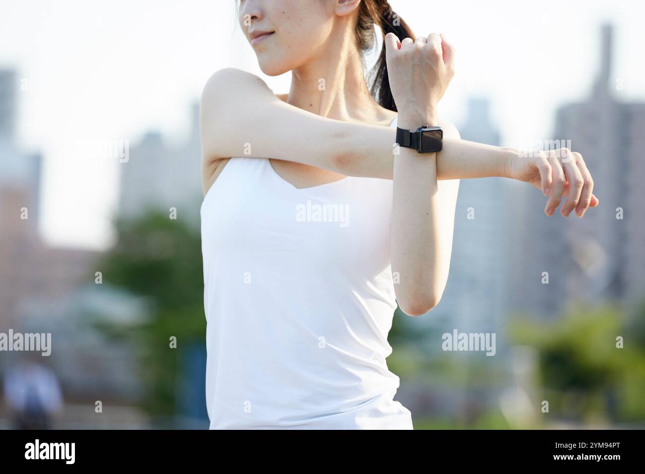 Eine junge Frau in Laufkleidung Stockfoto