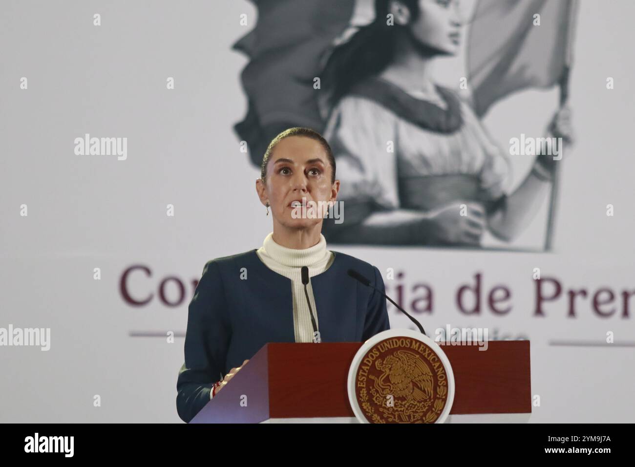 Nicht exklusiv: Mexikos Präsidentin Claudia Sheinbaum Pardo sagte, dass sie drei Sekundärgesetze der Justiz zum mexikanischen Kongress geschickt habe, Stockfoto