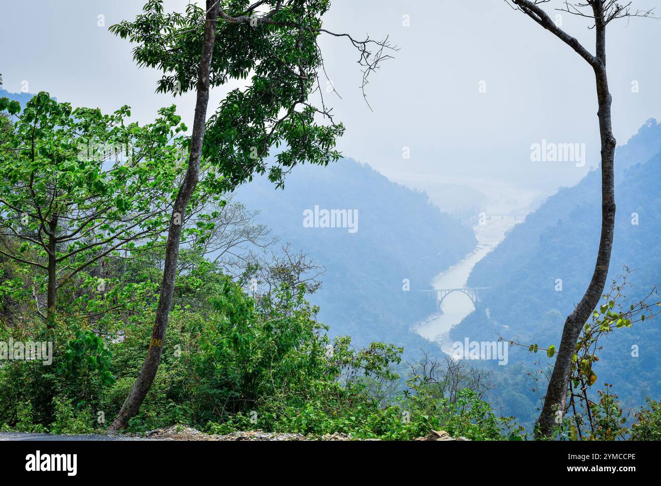 Ariel Blick auf Täler, Fluss Tista, zwei Bräute Stockfoto