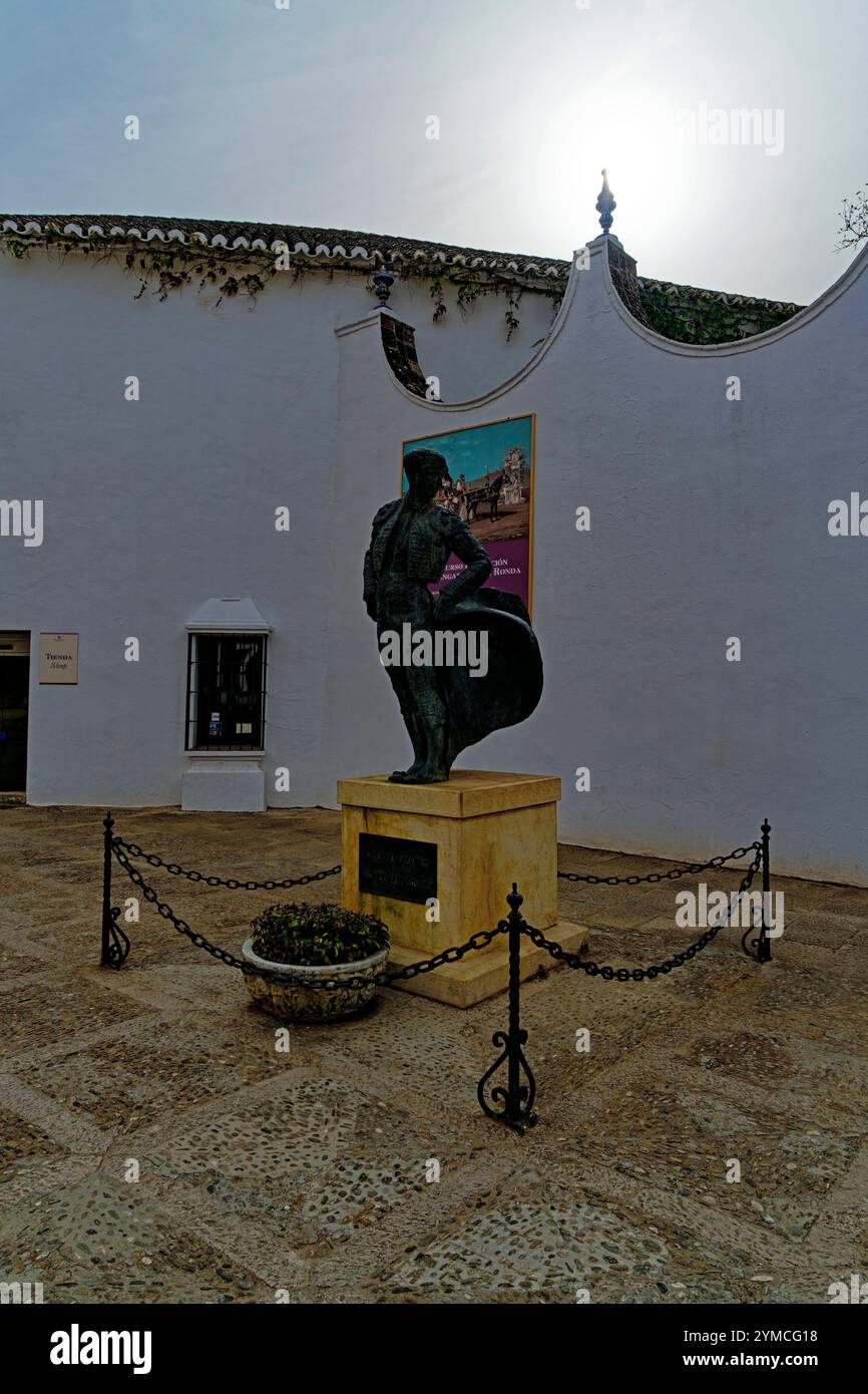 Stierkampfarena, Plaza de Toros de Ronda, Denkmal, Torero, Cayetano Ordóñez y Aguilera, Niño de la Palma, 04.01.1904 - 30.12.1961 Stockfoto