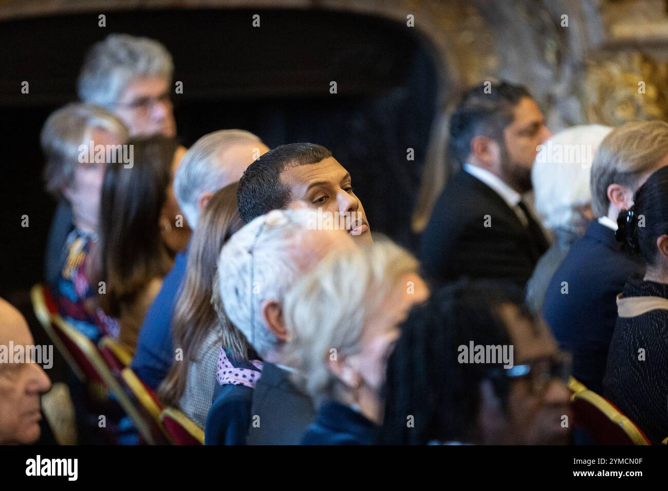 Brüssel, Belgien November 2024. Stromae aka Paul Van Haver, fotografiert während eines königlichen Empfangs für Menschen, die mit der Gnade des Adels geschenkt wurden, am Donnerstag, den 21. November 2024, im Königlichen Palast in Brüssel. BELGA FOTO JAMES ARTHUR GEKIERE Credit: Belga News Agency/Alamy Live News Stockfoto