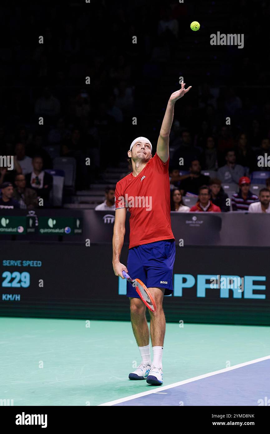 Malaga, Spanien. November 2024. MALAGA, SPANIEN – 21. NOVEMBER: Taylor Fritz vom Team USA spielt im Viertelfinale zwischen den USA und Australien im Palacio de Deportes Jose Maria Martin Carpena am 21. November 2024 in Malaga. (Foto von Francisco Macia/Photo Players Images/Magara Press) Credit: Magara Press SL/Alamy Live News Stockfoto