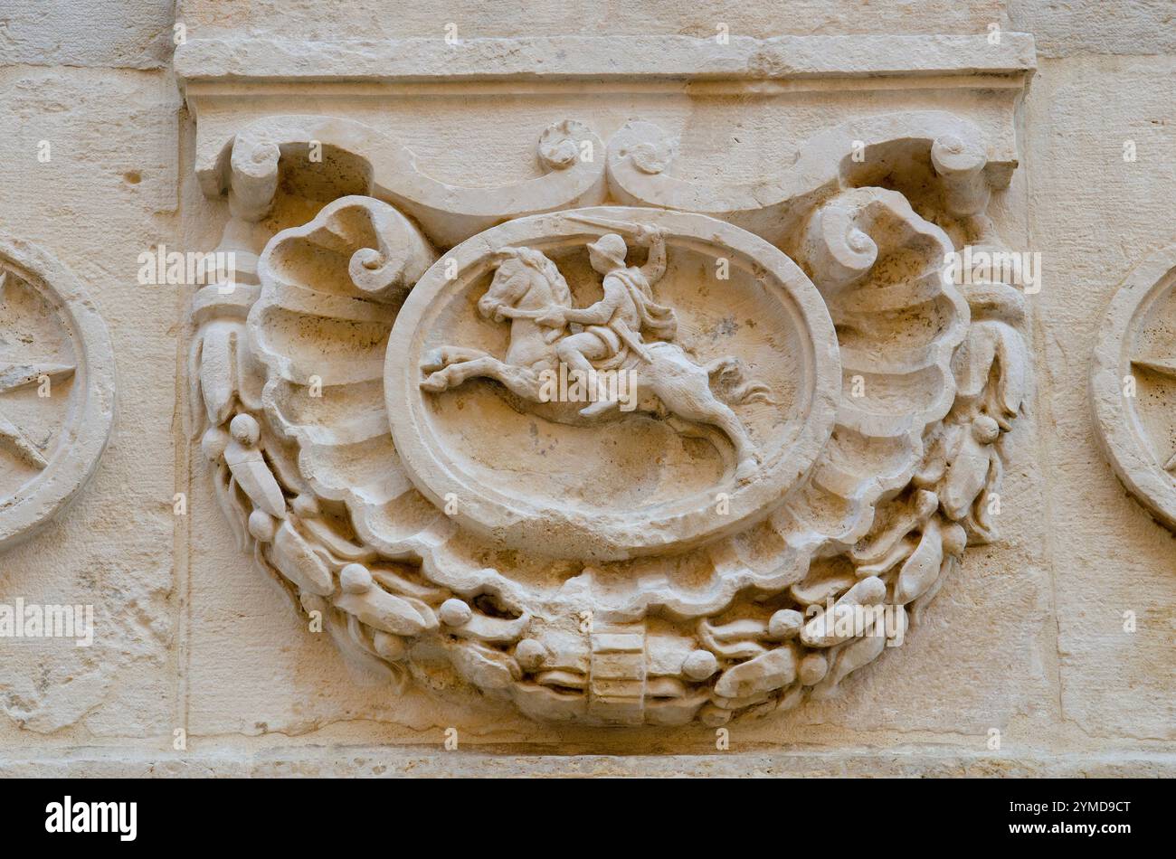 Ancona. Historisches Zentrum. Brunnen des Calamo oder der Dreizehn Ausläufe (Stadtwappen) Stockfoto