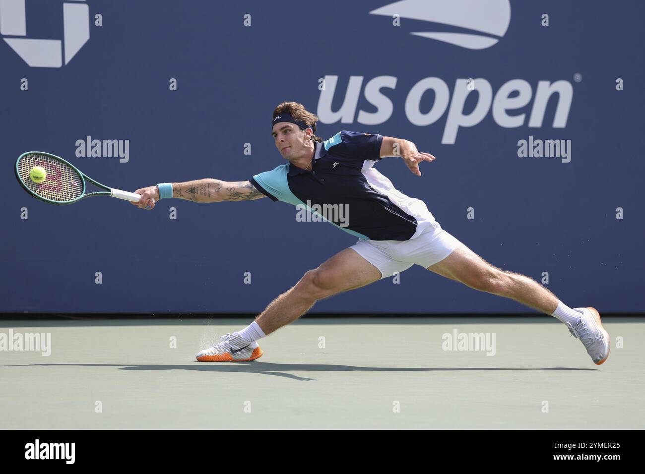 Tennisspieler Thiago Seyboth Wild aus Brasilien in Aktion bei den US Open 2024 Championships, Billie Jean King Tennis Center, Queens, New York, USA, North Stockfoto