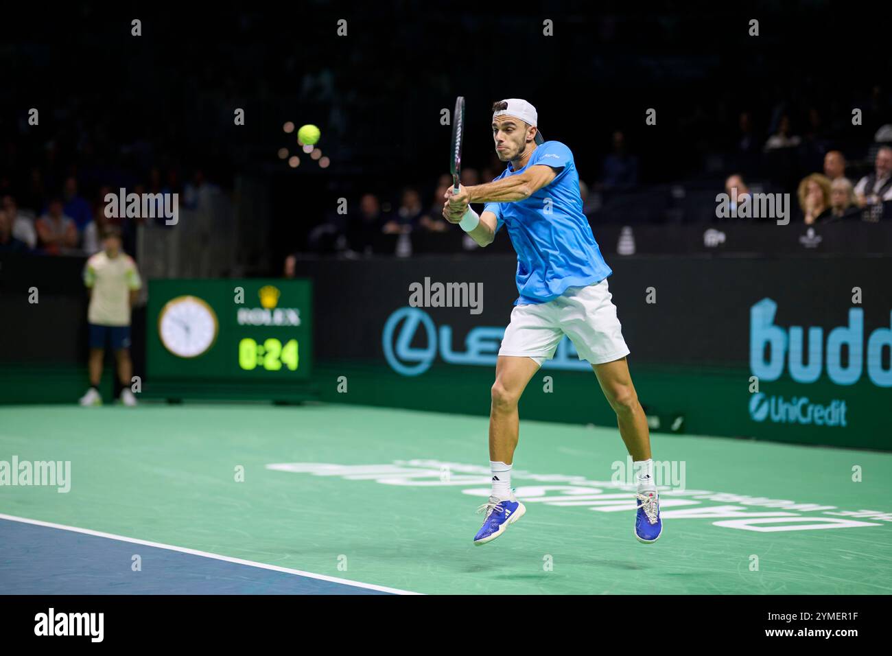 Malaga, Spanien, 21. November 2024. Francisco Cerundolo aus Argentinien beim Viertelfinale Davis Cup Finale 8 Singles Match 1. Quelle: Vicente Vidal Fernandez/Alamy Live News Stockfoto