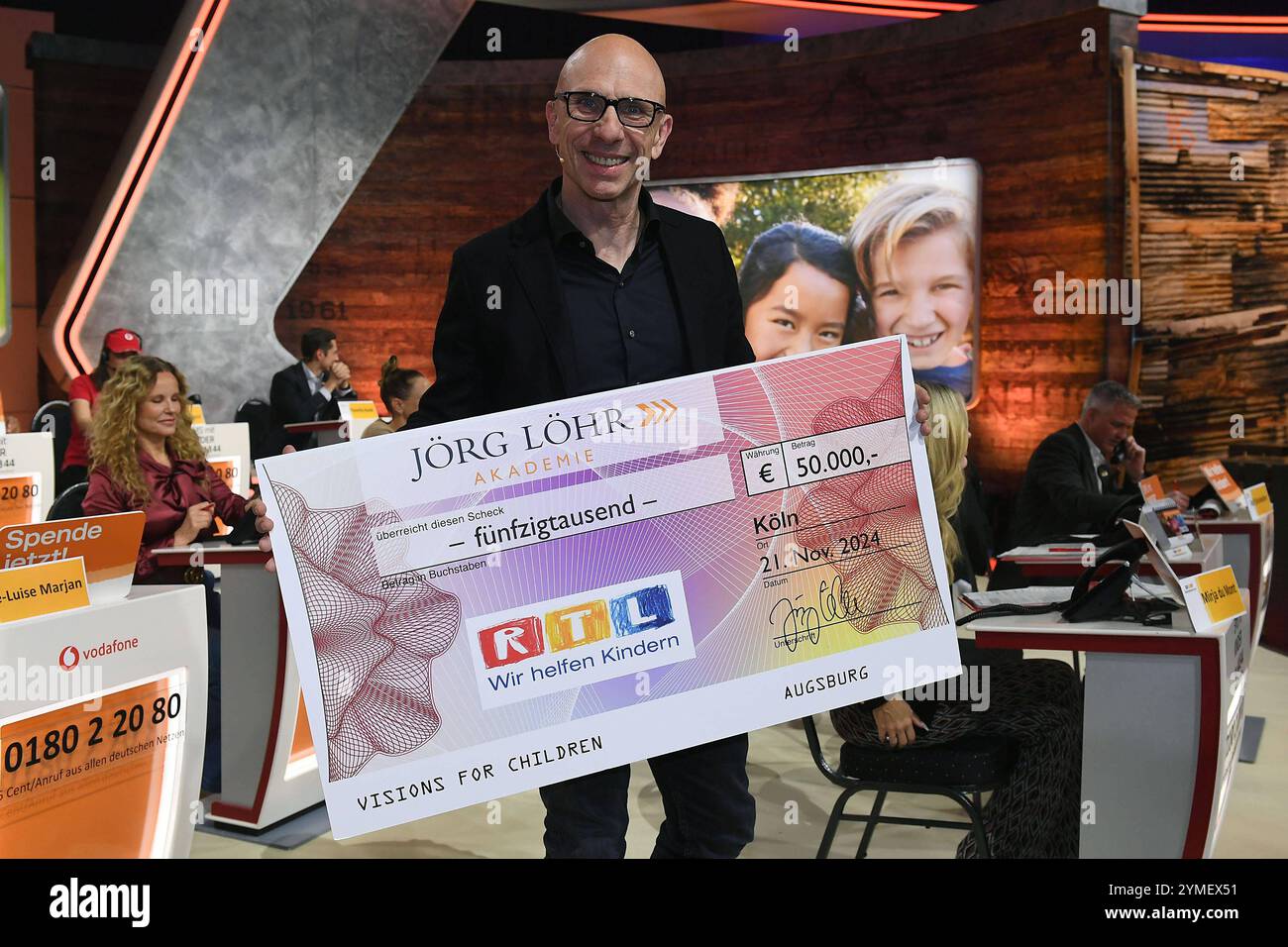 29. RTL-Spendenmarathon 2024 am 21.11.2024 im EMG Studio 8 in Hürth Jörg Löhr beim 29. RTL-Spendenmarathon 2024 am 21.11.2024 im EMG Studio 8 in Hürth. *** 29 RTL Spendenmarathon 2024 am 21 11 2024 im EMG Studio 8 in Hürth Jörg Löhr beim 29 RTL Spendenmarathon 2024 am 21 11 2024 im EMG Studio 8 in Hürth xRx Stockfoto