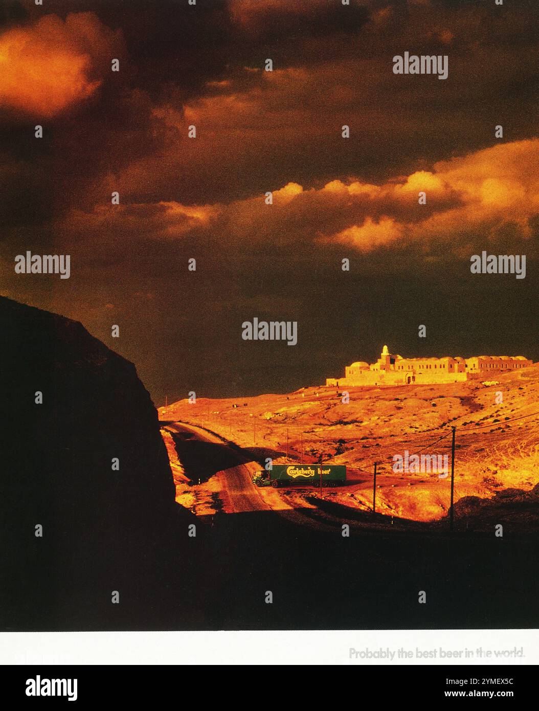1990 Carlsberg Beer, Werbung mit dem Titel „wahrscheinlich das beste Bier der Welt“ Stockfoto