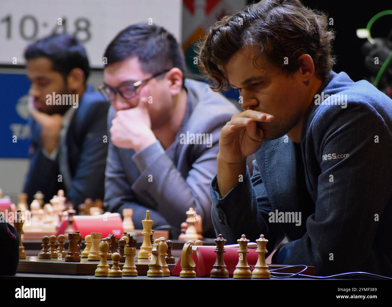 Der norwegische Schachgroßmeister Magnus Carlsen gewinnt am 16. November 2024 den Tata Steel Chess India 2024 Rapid Titel in der Open Category in Kalkutta, Indien. Von 9 Punkten erzielte er 7,5. Carlsen holte den Titel und beendete zwei Punkte vor seinem nächsten Kometeur India's R. Praggnanandhaa (5,5). (Foto: Sayantan Chakraborty/Pacific Press/SIPA USA) Stockfoto