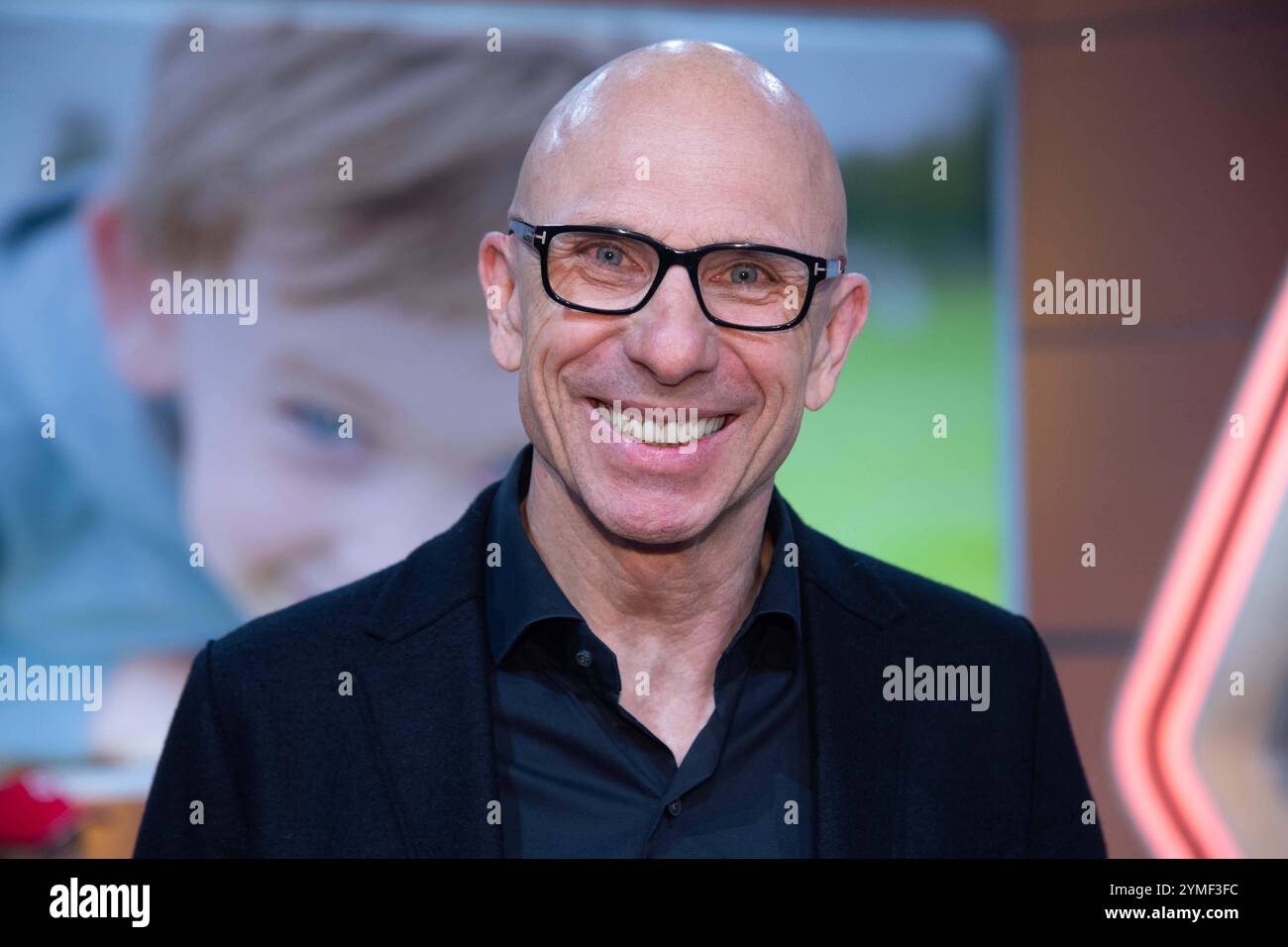 Jörg LOEHR, Jörg Löhr, Medientrainer, Autor, 29. RTL Spendenmarathon Wir helfen Kindern , Fernsehen, 21.-22.11.2024 in Hürth, Deutschland, *** Jörg LOEHR, Jörg Löhr, Medientrainer, Autor, 29 RTL Spendenmarathon Wir helfen Kindern , Fernsehen, 21 22 11 2024 in Hürth, Deutschland, Stockfoto