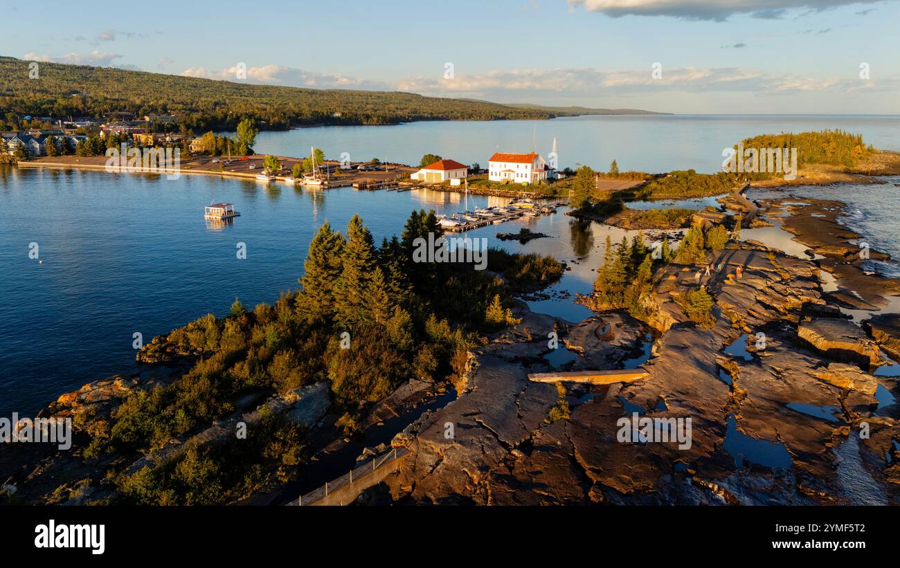 Luftaufnahme von Grand Marais, Minnesota, USA. Stockfoto