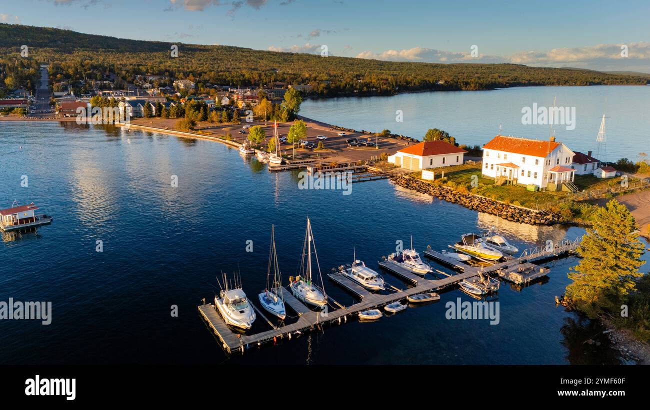 Luftaufnahme von Grand Marais, Minnesota, USA. Stockfoto