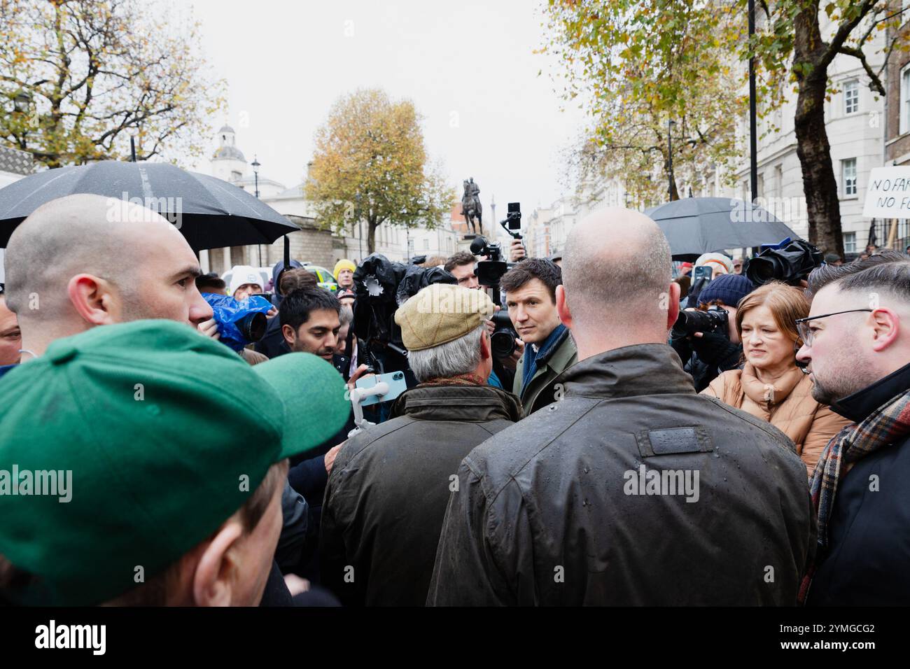 Nigel Farage von Farmers protestiert gegen die Änderung der Erbschaftssteuer von Labour auf landwirtschaftlichen Flächen im Wert von über einer Million Pfund. Stockfoto