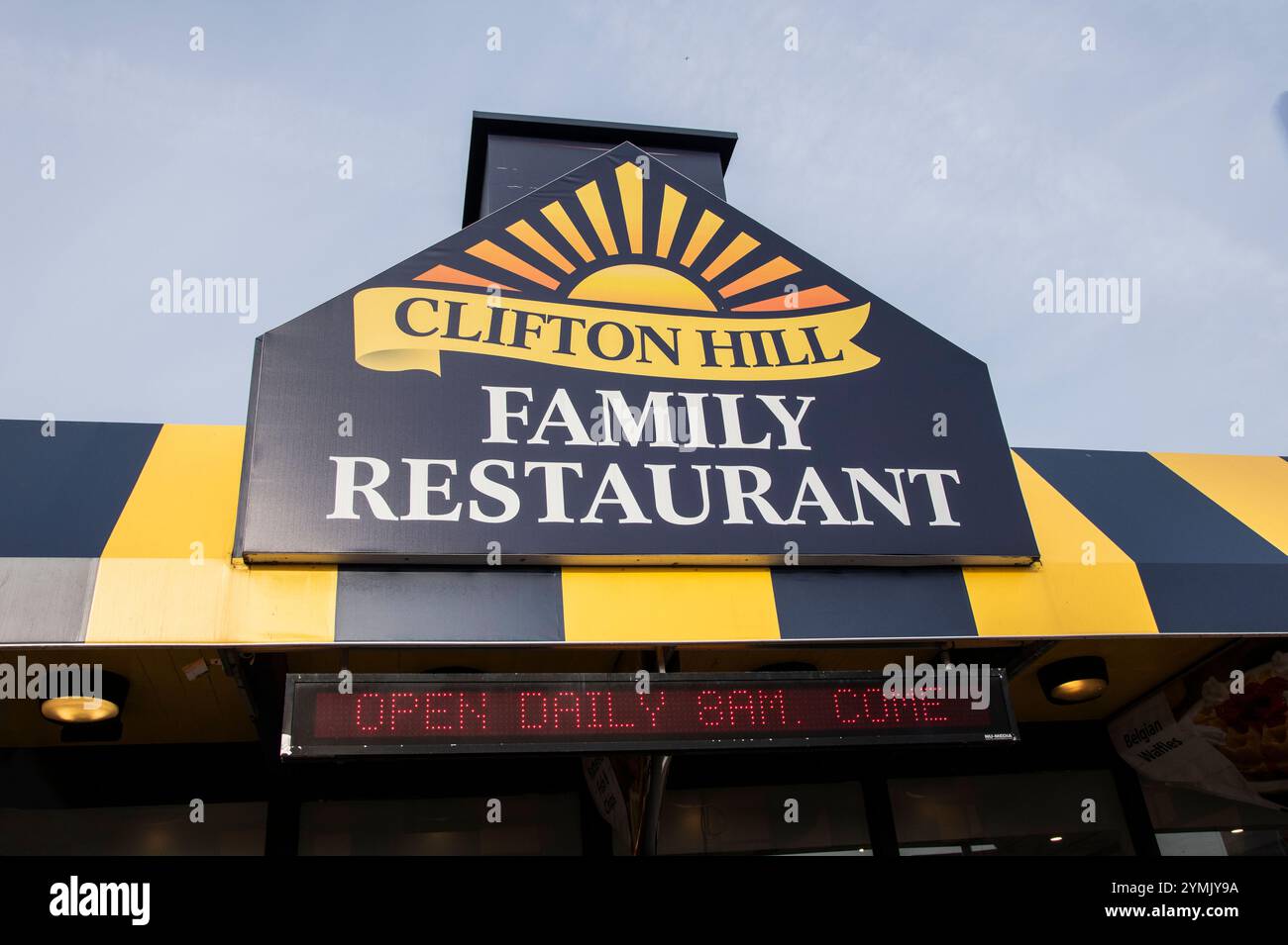 Cliffton Hill Family Restaurant Schild in Niagara Falls, Ontario, Kanada Stockfoto
