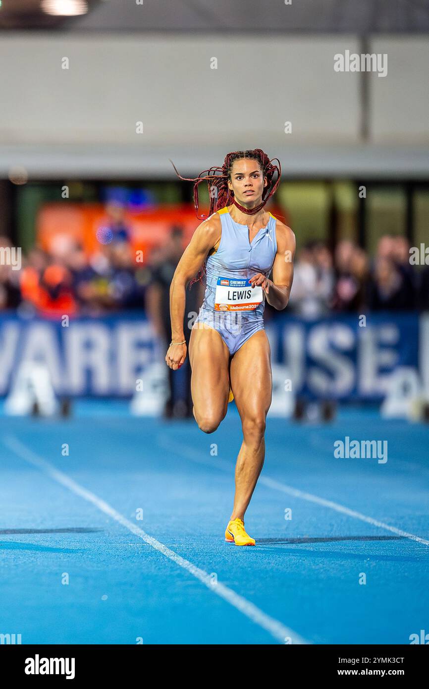 Sprinter Torrie Lewis wurde 2024 beim Maurie Plant Meet Melbourne im Lakeside Stadium in Aktion gesehen. World Athletics Continental Tour Gold Meet. Stockfoto