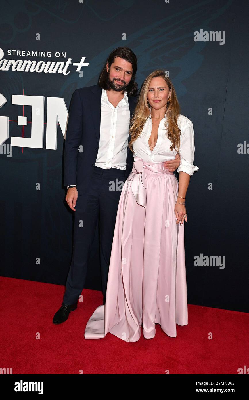 Ashley Stern feiert „The Agency“ New York Premiere“ am 21. November 2024 im MOMA in New York, New York, USA. Robin Platzer/ Twin Images/ Credit: SIPA USA/Alamy Live News Stockfoto