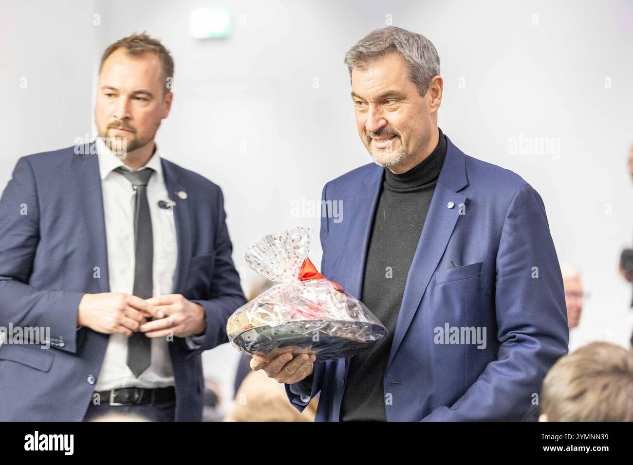 Ministerpräsident Markus Soeder ( CSU ) beim Bayerischen Bankentag 2024 am 22. November 2024 im HVB-Turm in München. (Foto: Alexander Pohl/SIPA USA) Stockfoto