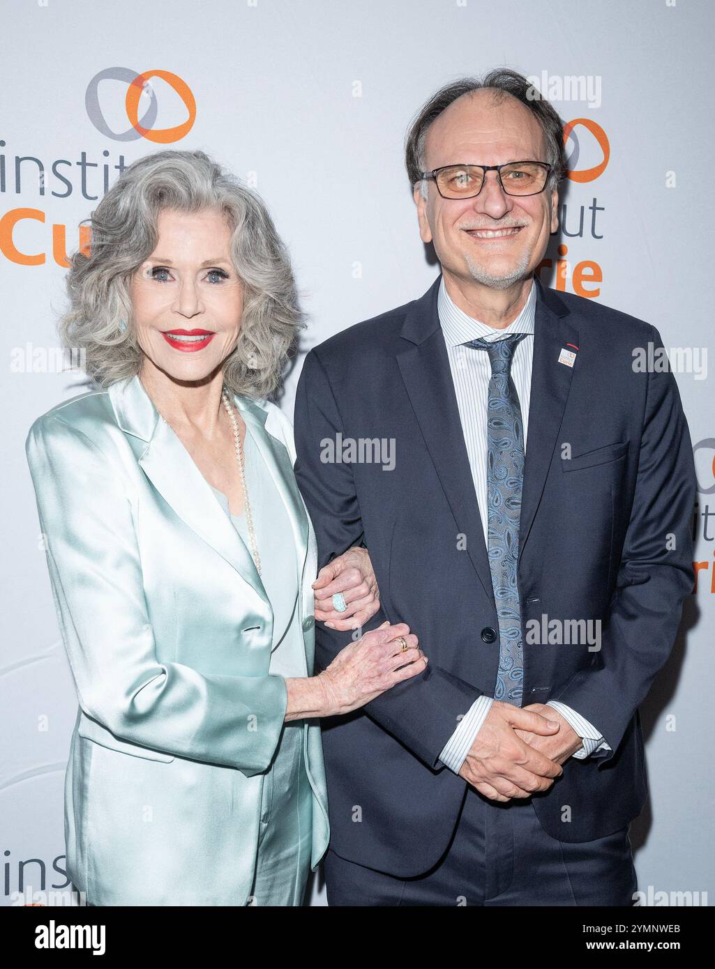 19. November 2024, New York, New York, Vereinigte Staaten: Jane Fonda und Alain Puisieux nehmen an der Marie Curie Legacy Gala 2024 zu Ehren von Jane Fonda im Rainbow Room in New York Teil (Bild: © Lev Radin/Pacific Press via ZUMA Press Wire). Nicht für kommerzielle ZWECKE! Stockfoto