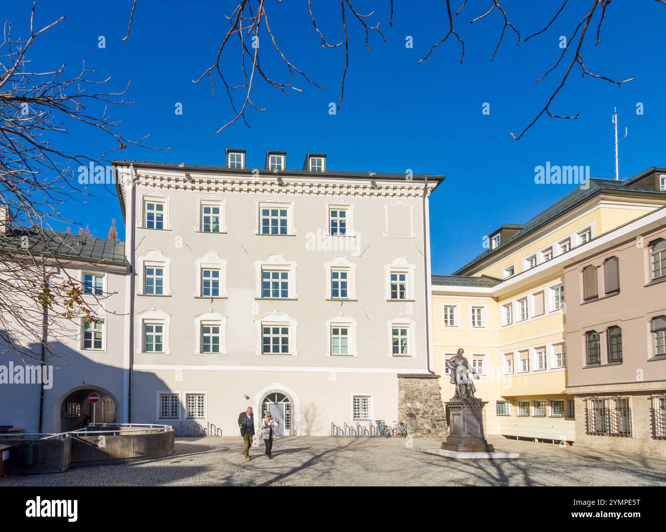 Rathaus Lienz Liebburg, Denkmalemporer Joseph II Lienz Osttirol, Osttirol Tirol, Tirol Österreich Stockfoto