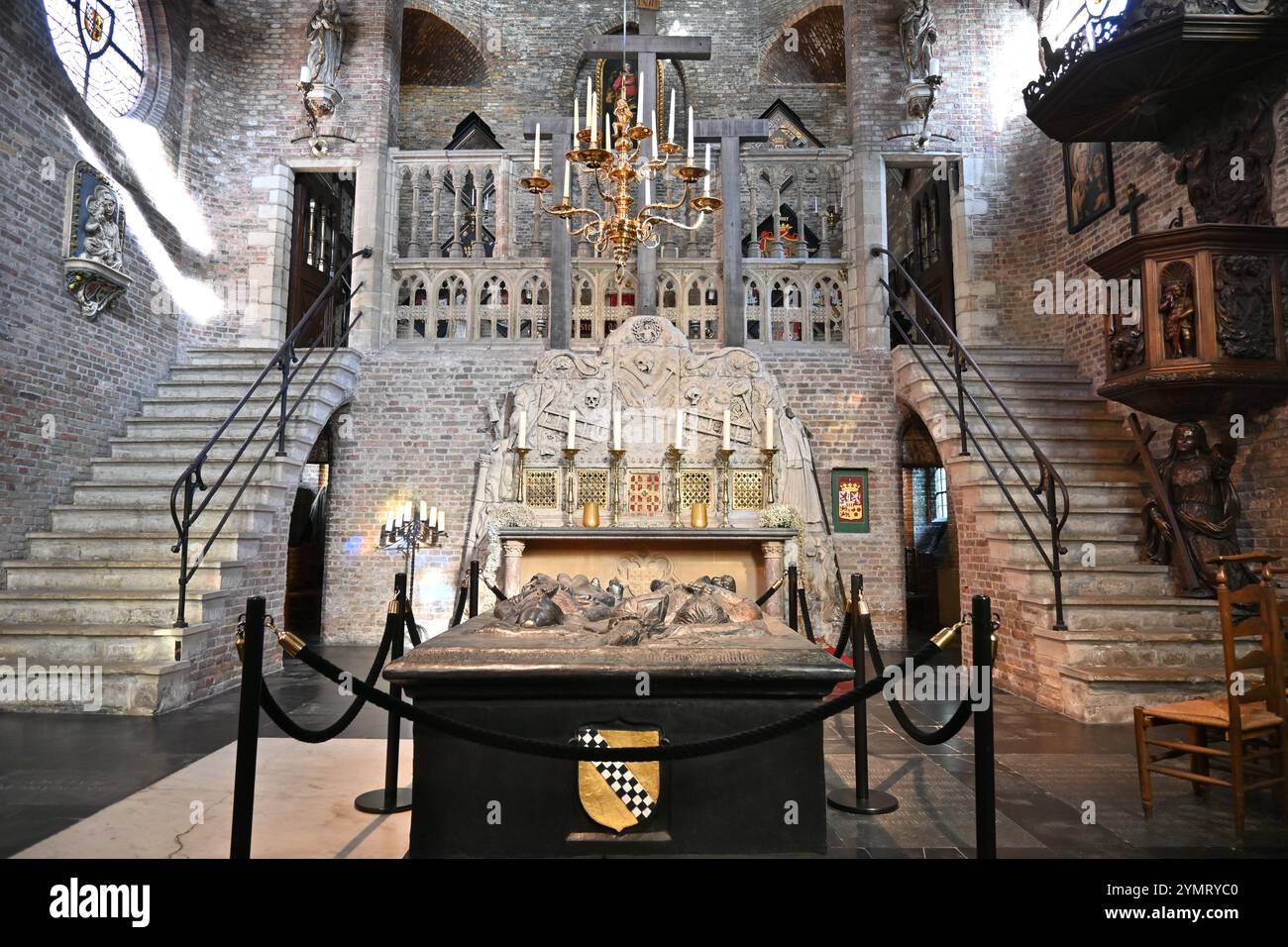 Im Inneren des Jeruzalem Kerk (Jeruzalemkapel) – Brügge, Belgien – 23. Oktober 2024 Stockfoto