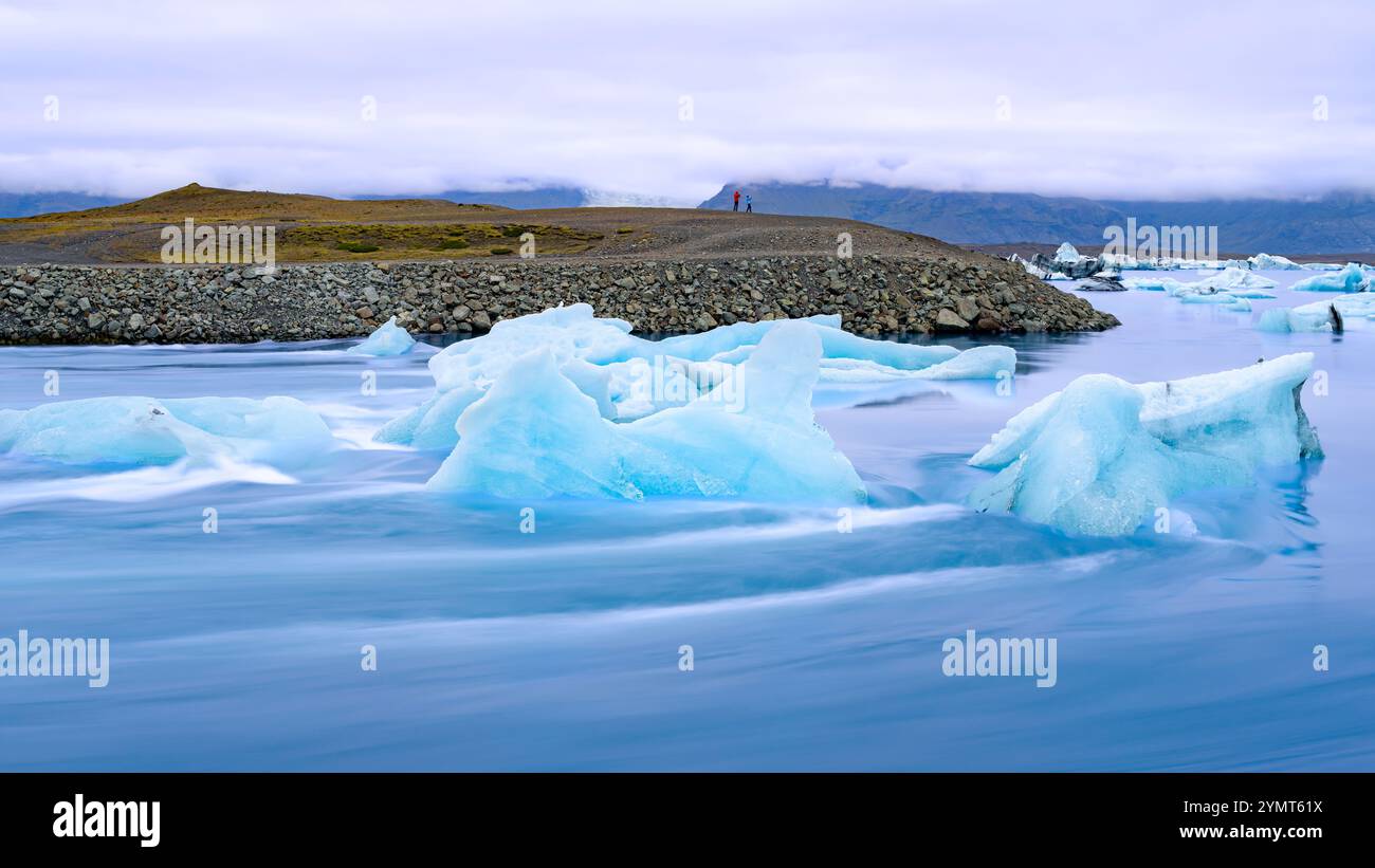 Jökulsárlón Gletscherlagune in der Dämmerung, Island Stockfoto