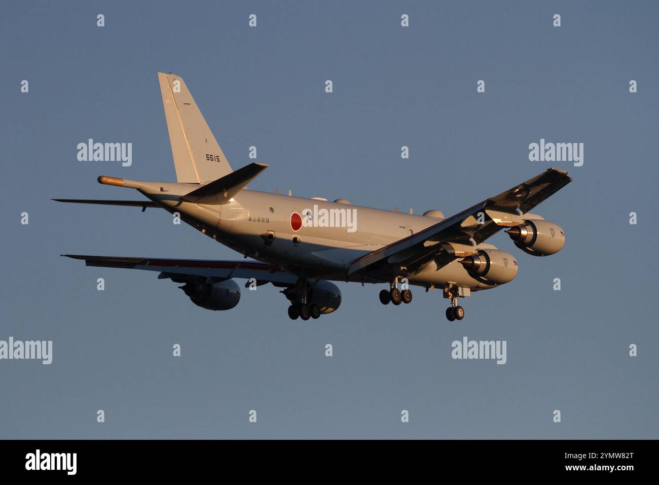Das Heck eines Kawasaki P1 Maritime Patrouillenflugzeugs mit der japanischen Maritime Self Defence Force zeigt den magnetischen Anomalie-Detektor im Heck. Stockfoto