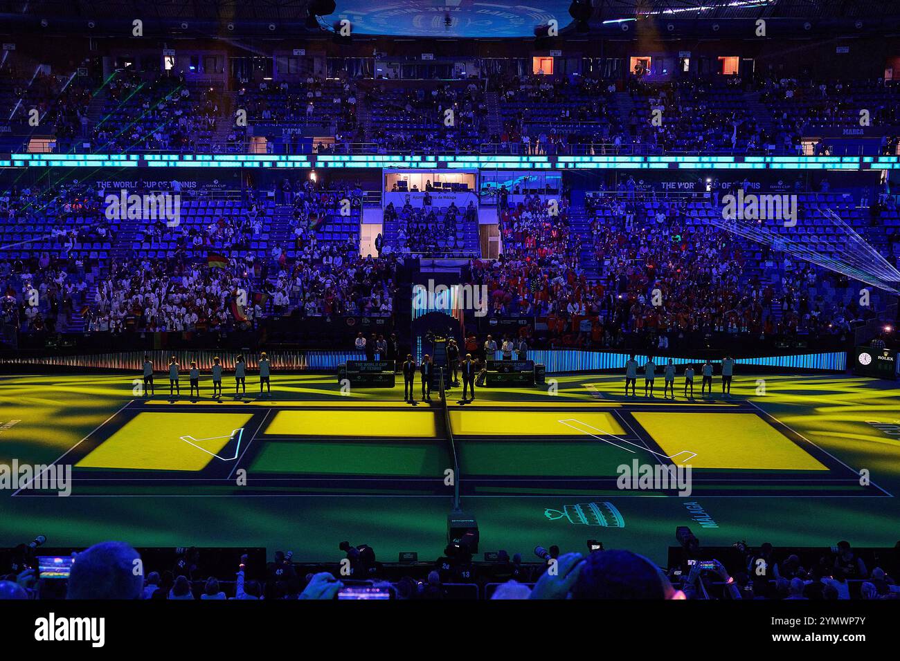 Malaga, Malaga, Spanien. November 2024. Impressionen, die Arena vor dem Spaziergang auf dem Platz während des DAVIS CUP FINALS 2024 - Finale 8 - Herren Tennis (Credit Image: © Mathias Schulz/ZUMA Press Wire) NUR REDAKTIONELLE VERWENDUNG! Nicht für kommerzielle ZWECKE! Stockfoto