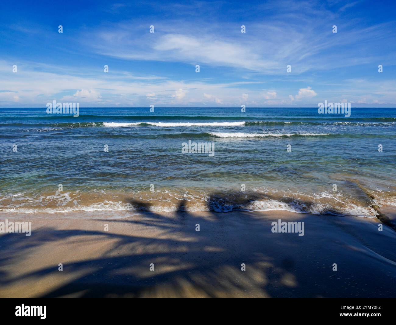 Meer und Strand in Playa Punta Uva in Costa Rica. Punta Uva Beach liegt an der südlichen Karibikküste Costa Ricas. Stockfoto