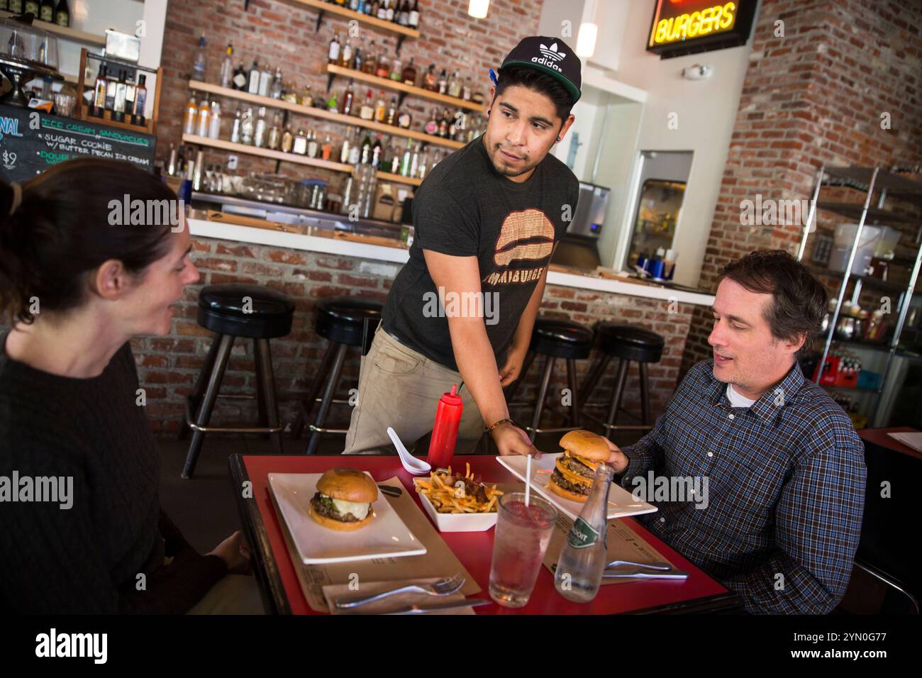 Szenen aus Umami Burger am 1520 Cahuenga Blvd in Hollywood, CA. Stockfoto