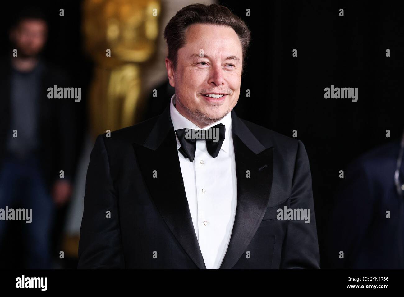 Los Angeles, Usa. November 2024. (DATEI) Elon Musk schiebt den designierten US-Vizepräsidenten JD Vance als Nummer 2 des designierten US-Präsidenten Donald Trump beiseite. MIRACLE MILE, LOS ANGELES, KALIFORNIEN, USA - 13. APRIL: Chief Executive Officer von Tesla, Inc. Und SpaceX und Chairman von X (ehemals Twitter) Elon Musk kommt bei der 10. Jährlichen Durchbruchpreiszeremonie am 13. April 2024 im Academy Museum of Motion Pictures in Miracle Mile, Los Angeles, Kalifornien, USA. (Foto: Xavier Collin/Image Press Agency) Credit: Image Press Agency/Alamy Live News Stockfoto