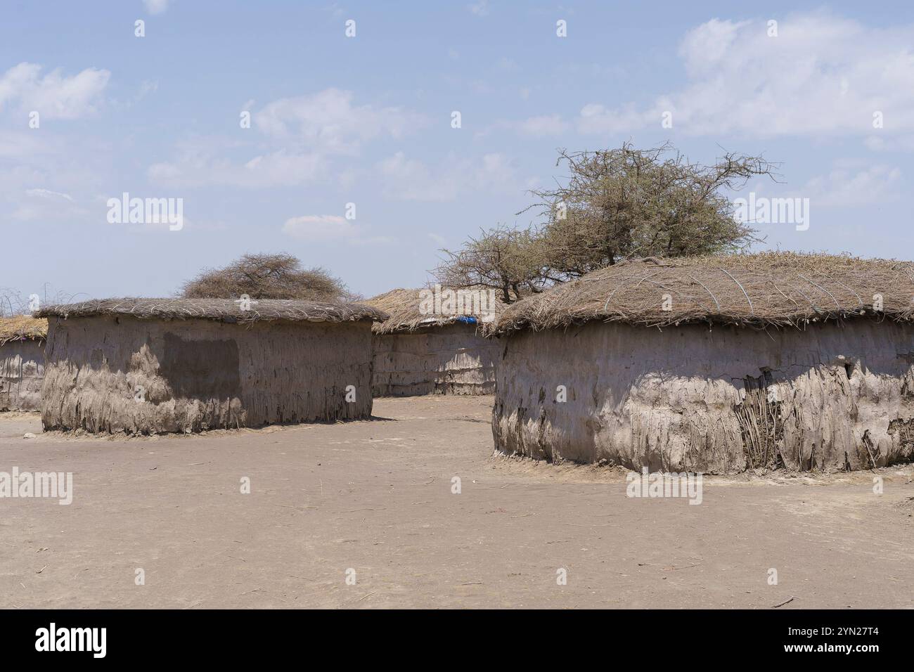 Ein traditionelles massai-Dorf in der Serengeti Tansania Afrika Stockfoto