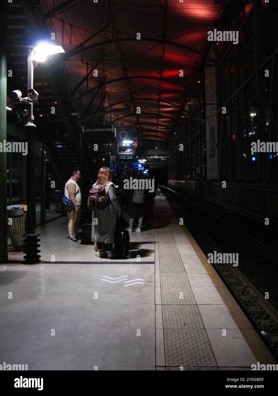 Ich warte auf einen Eurostar-Zug, Lille Stockfoto