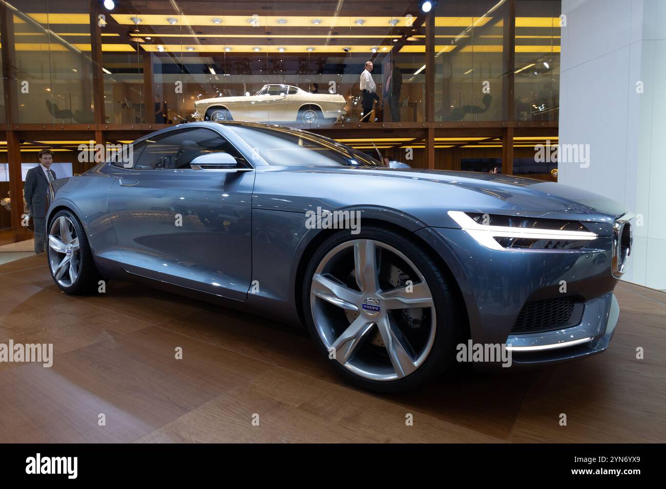 Volvo Concept Coupe Car auf der IAA in Frankfurt. Deutschland - 13. September 2013 Stockfoto