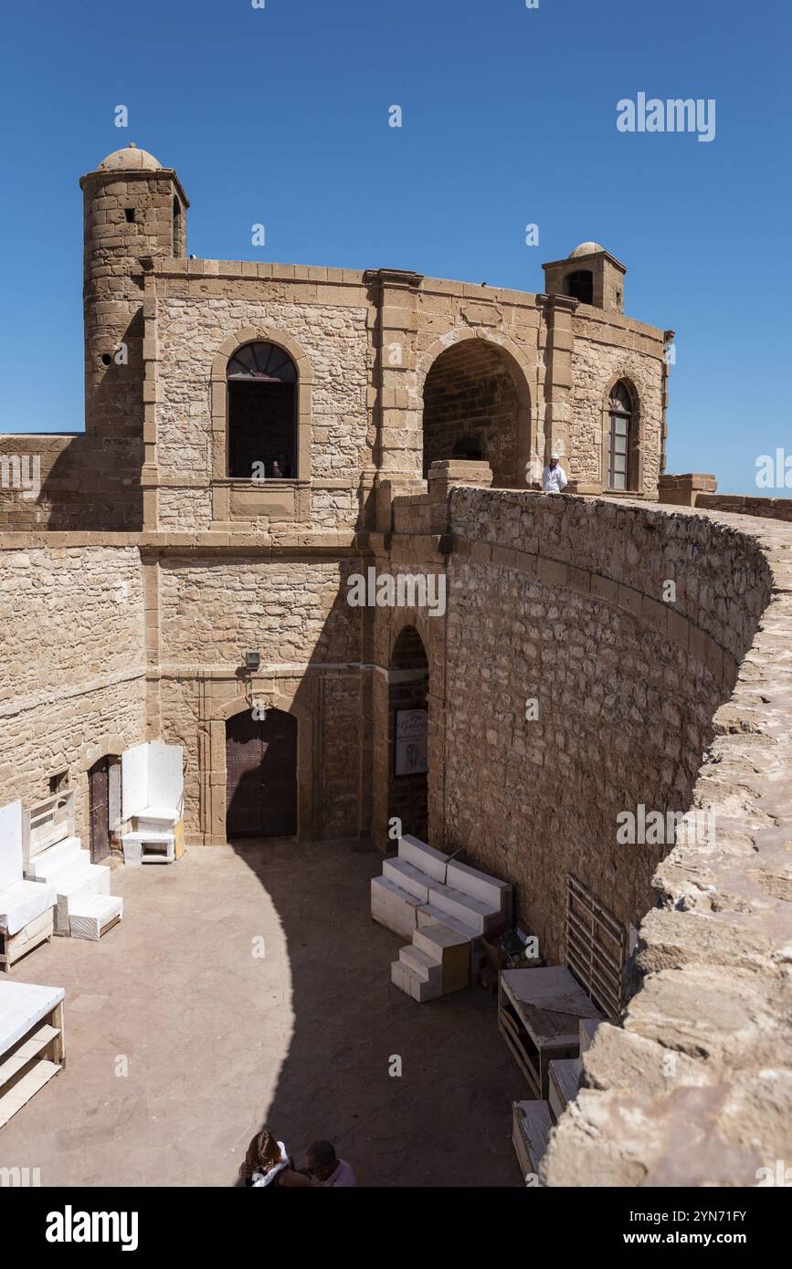 Die Bastion von Essaouira mit ihren mittelalterlichen Bronzekanonen, Marokko, Afrika Stockfoto