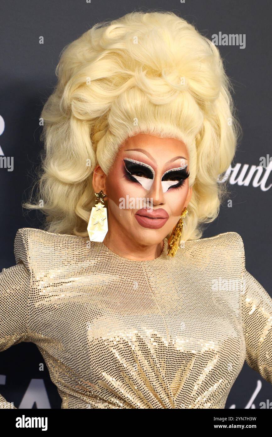 Trixie Mattel bei Ankunft für amfAR's erste Spendengala in Las Vegas, Wynn Las Vegas, Las Vegas, NV, 22. November, 2024. Foto: JA/Everett Collection Stockfoto