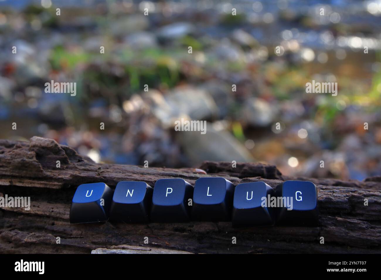 Tastaturbuchstaben Erinnern Uns Daran, Den Stecker Zu Trennen Und Für Eine Gesunde Work-Life-Balance Zu Sorgen Stockfoto