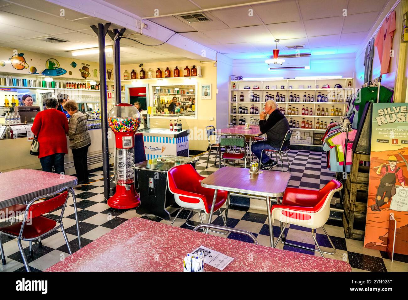 Innenausstattung von Bell's Milk Bar in Broken Hill im Outback NSW Stockfoto