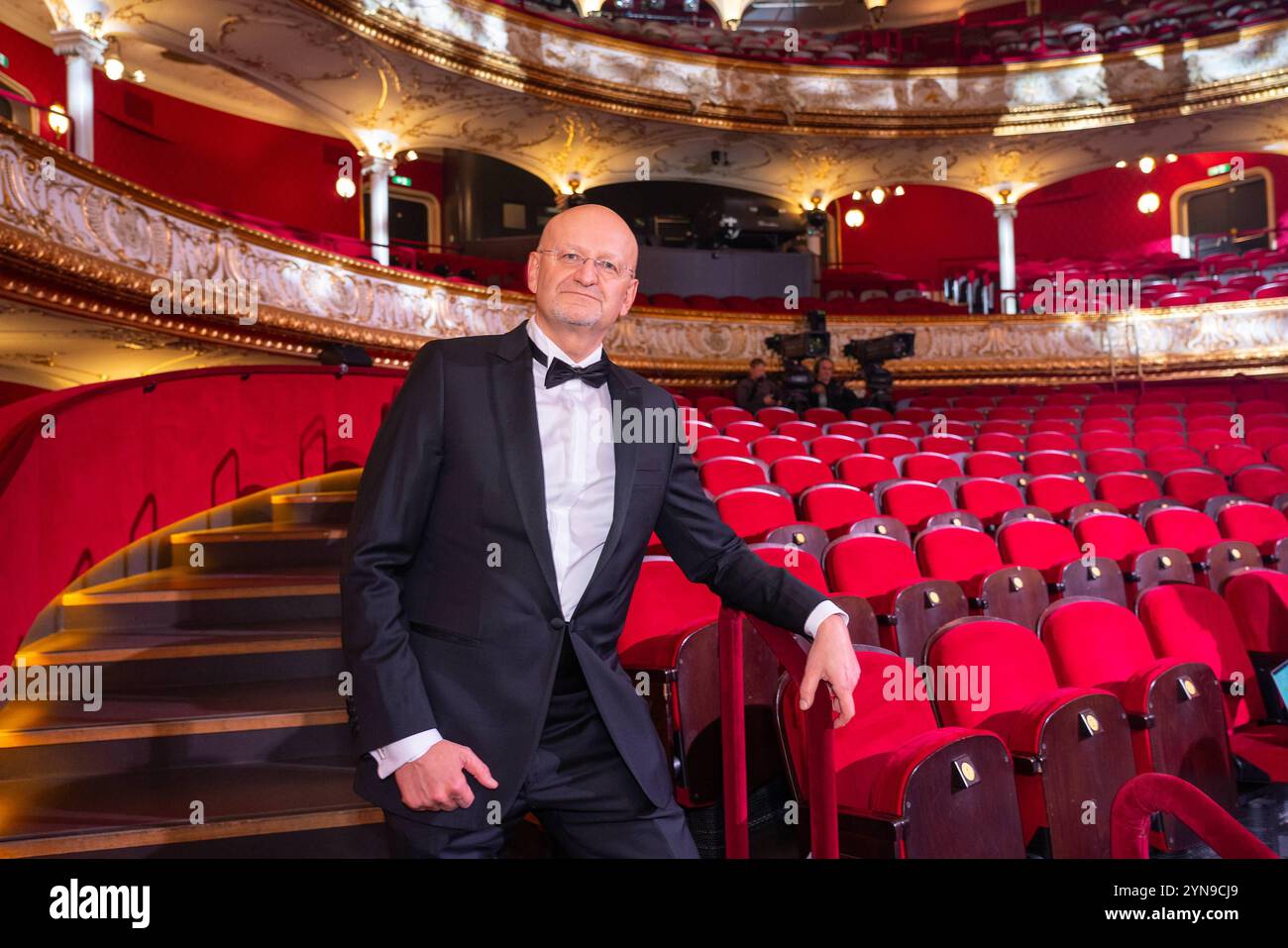Wien, Österreich. November 2024. Verleihung des Nestroy-Theaterpreises 2024 im Volkstheater Wien, Österreich, am 24. November 2024. Peter SCHÖBER. - 20241124_PD15632 Credit: APA-PictureDesk/Alamy Live News Stockfoto