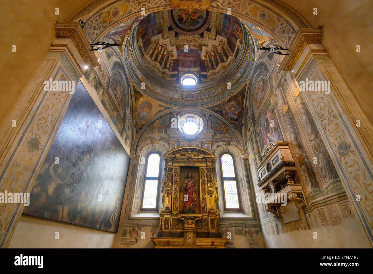 Brescia, Italien. Das Innere der Kirche San Francesco d'Assisi Stockfoto