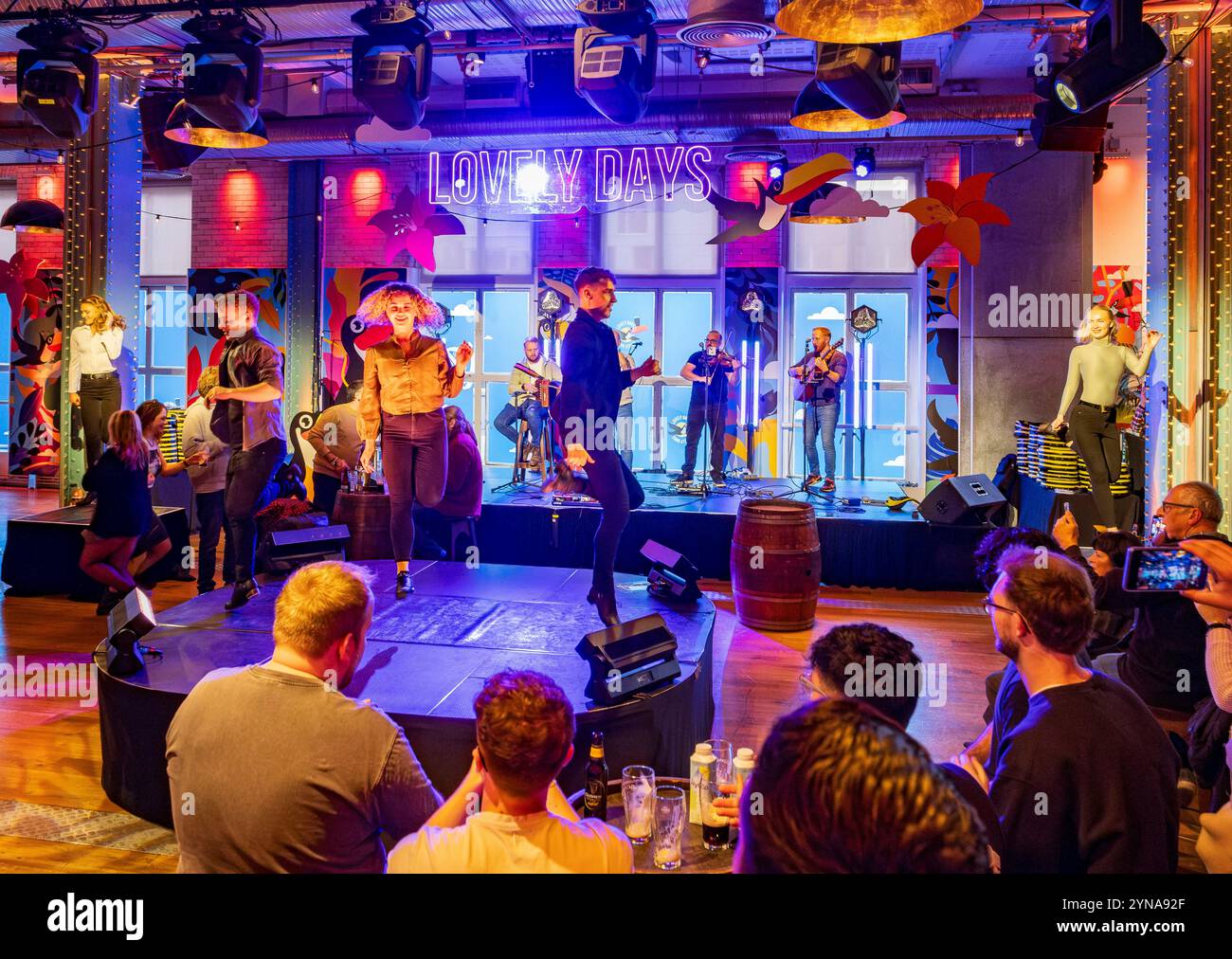 Irland, Provinz Leinster, Dublin, Guiness Storehouse, Brauereimuseum, irische Tanzshow, Stepdance Stockfoto