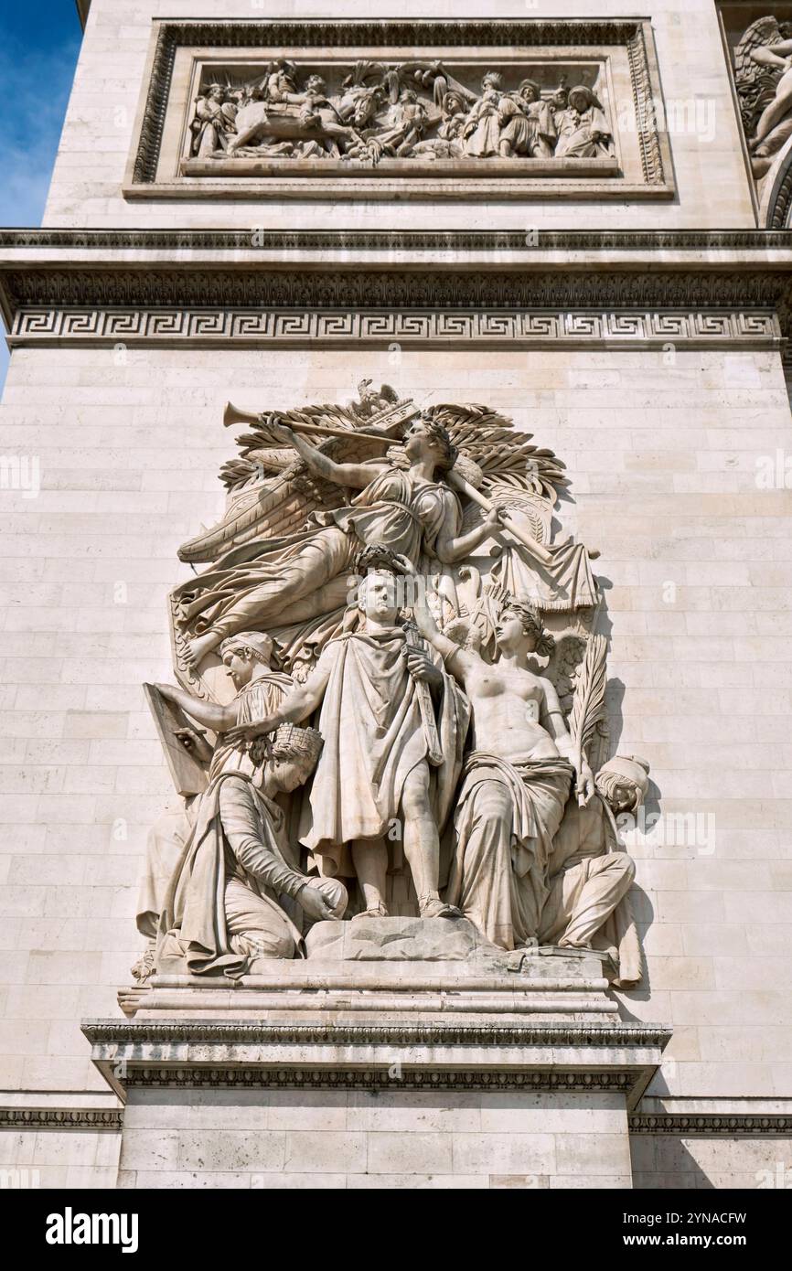 Frankreich, Paris, Place de l'Etoile, der Triumphbogen, der Triumphzug Napoleons, geschaffen von Jean Pierre Cortot Stockfoto