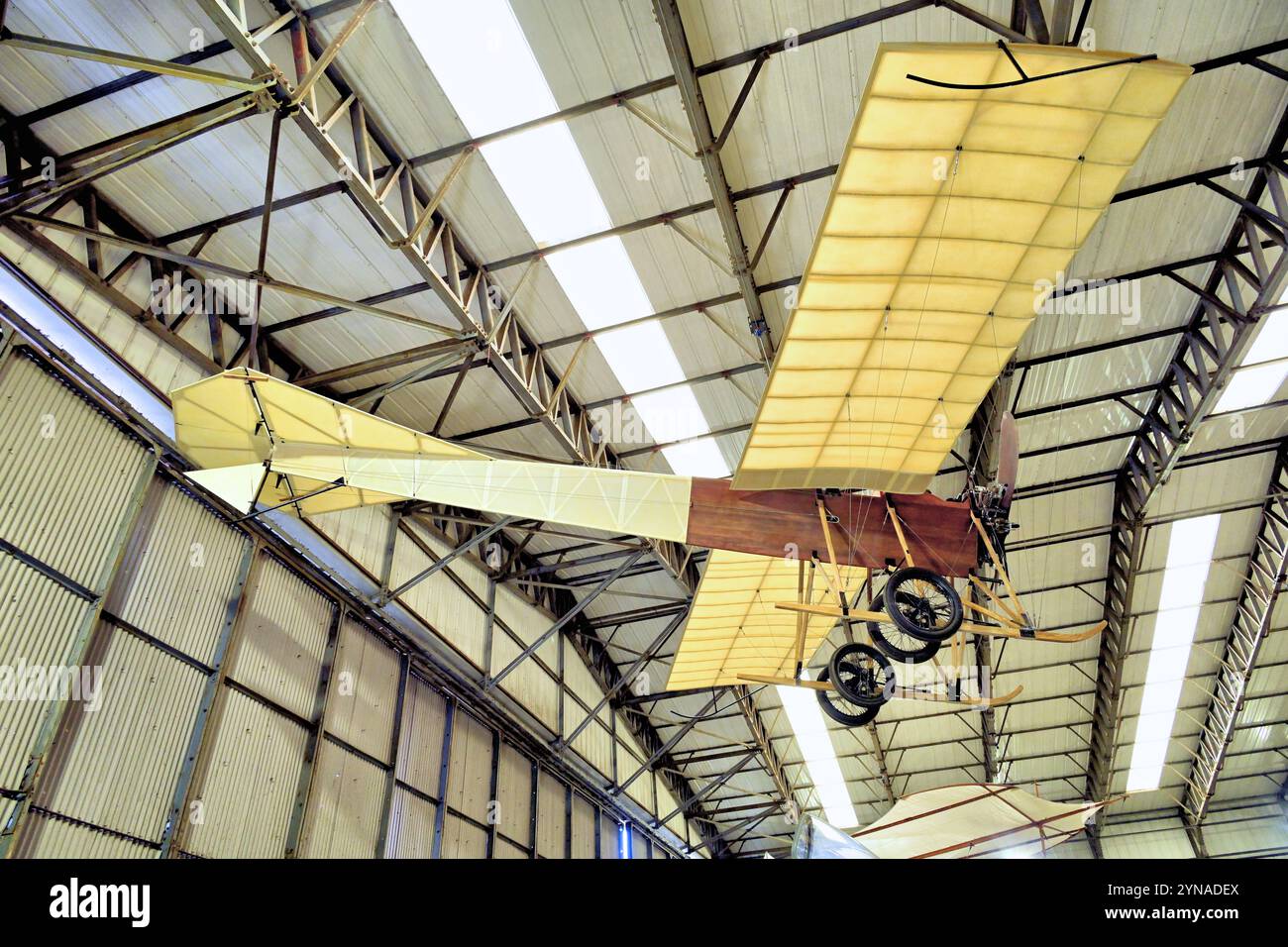 Yorkshire Air Museum das Blackburn Mercury Monoplane wurde auf der Olympia Aero Show im März 1911 gezeigt Stockfoto