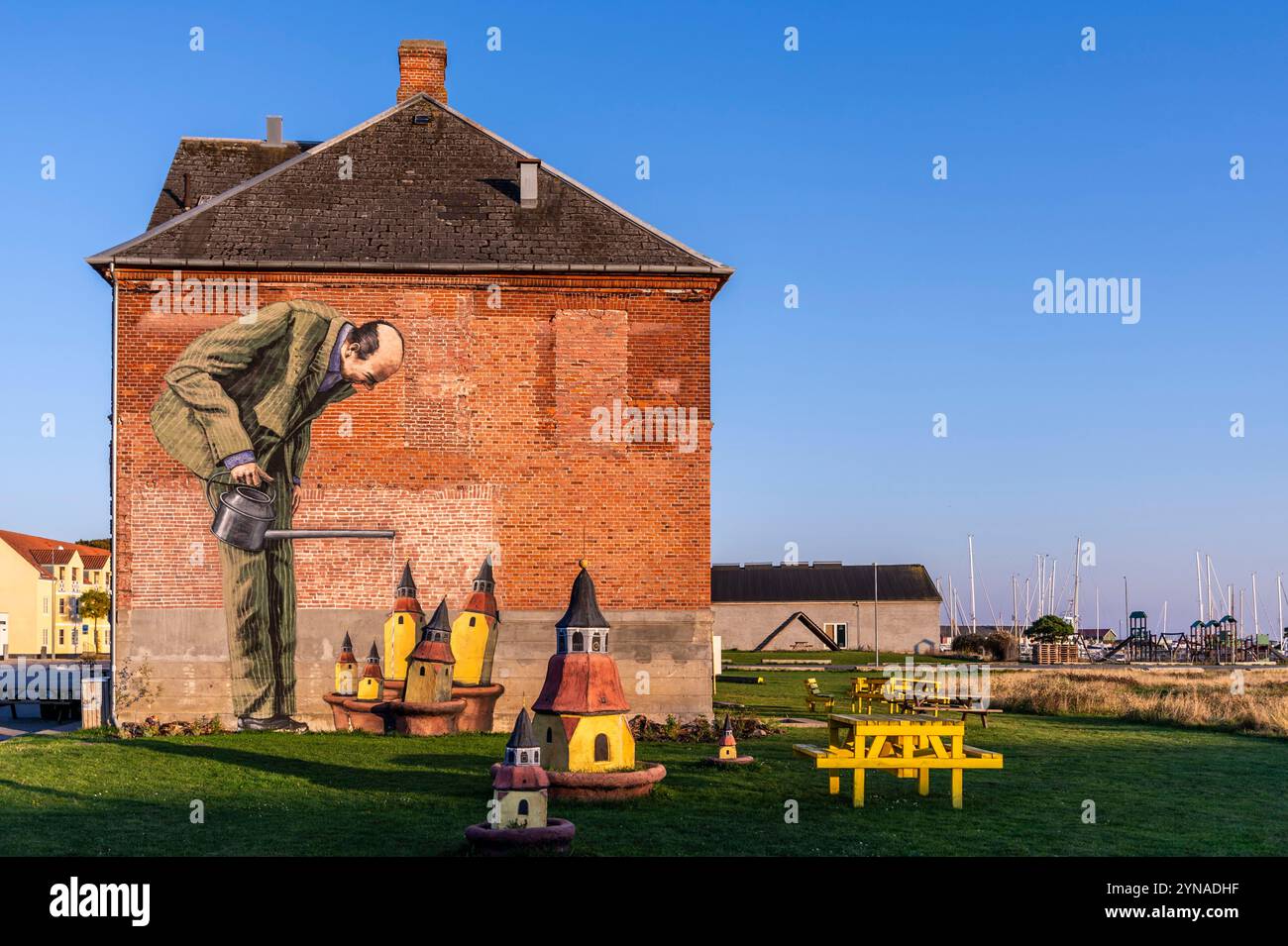 Dänemark, Fionie, Südfionie Archipel UNESCO Geopark, Fåborg, Straßenkunst im Hafen Stockfoto