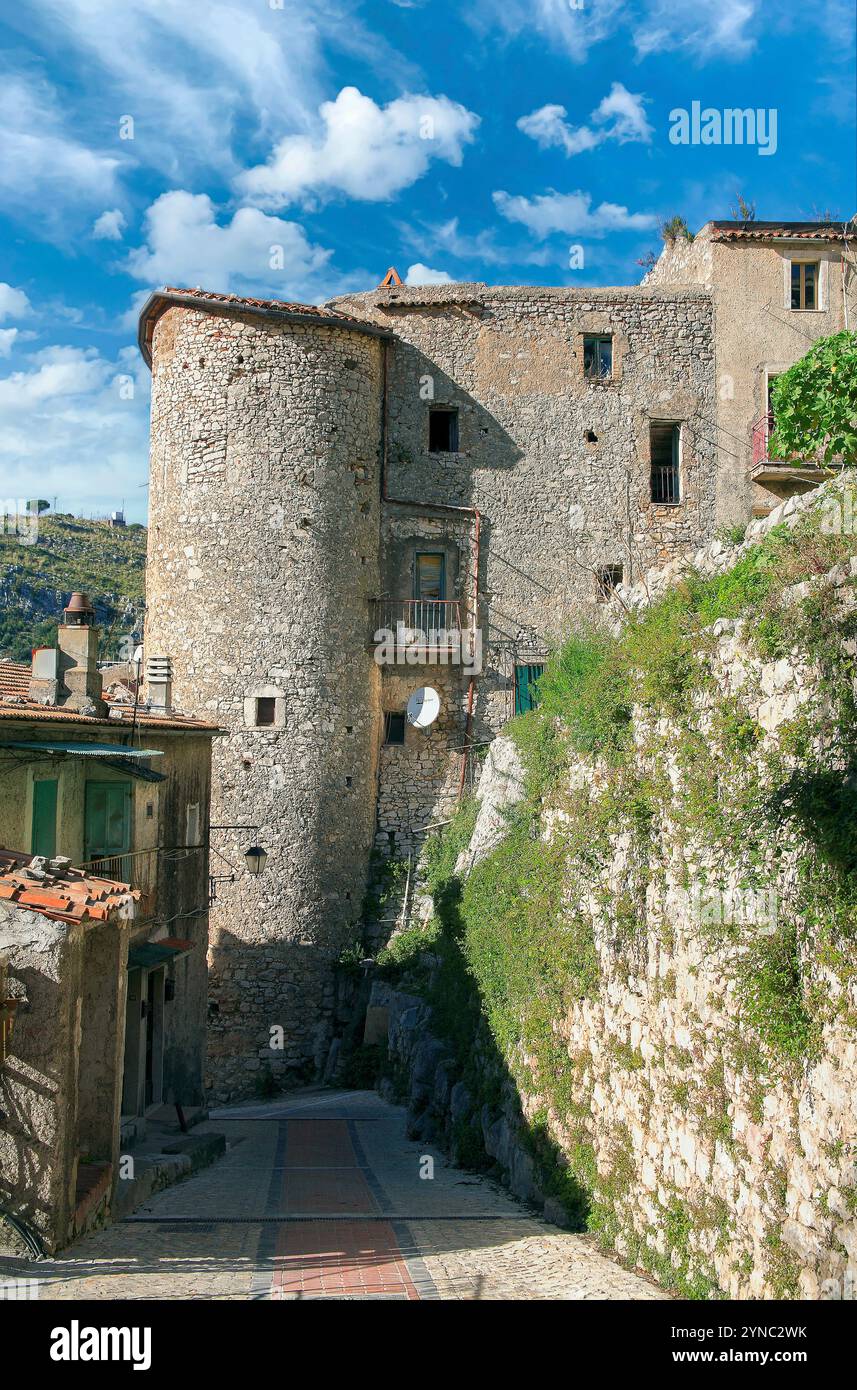Italien Lazio Sonnino - Haus des Dorfes Stockfoto