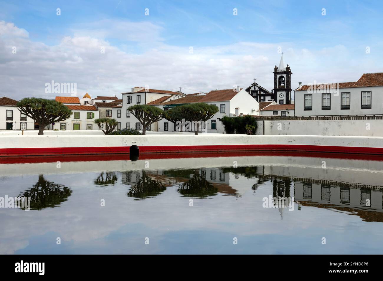 Santa Cruz da Graciosa ist die größte städtebauliche Siedlung auf der Insel Graciosa auf den Azoren. Stockfoto