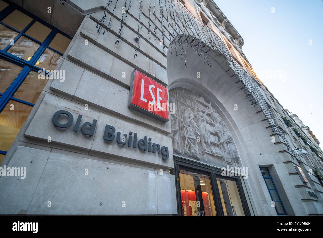 LONDON – 21. NOVEMBER 2024: London School of Economics and Political Science in Central London, einer renommierten British University Stockfoto