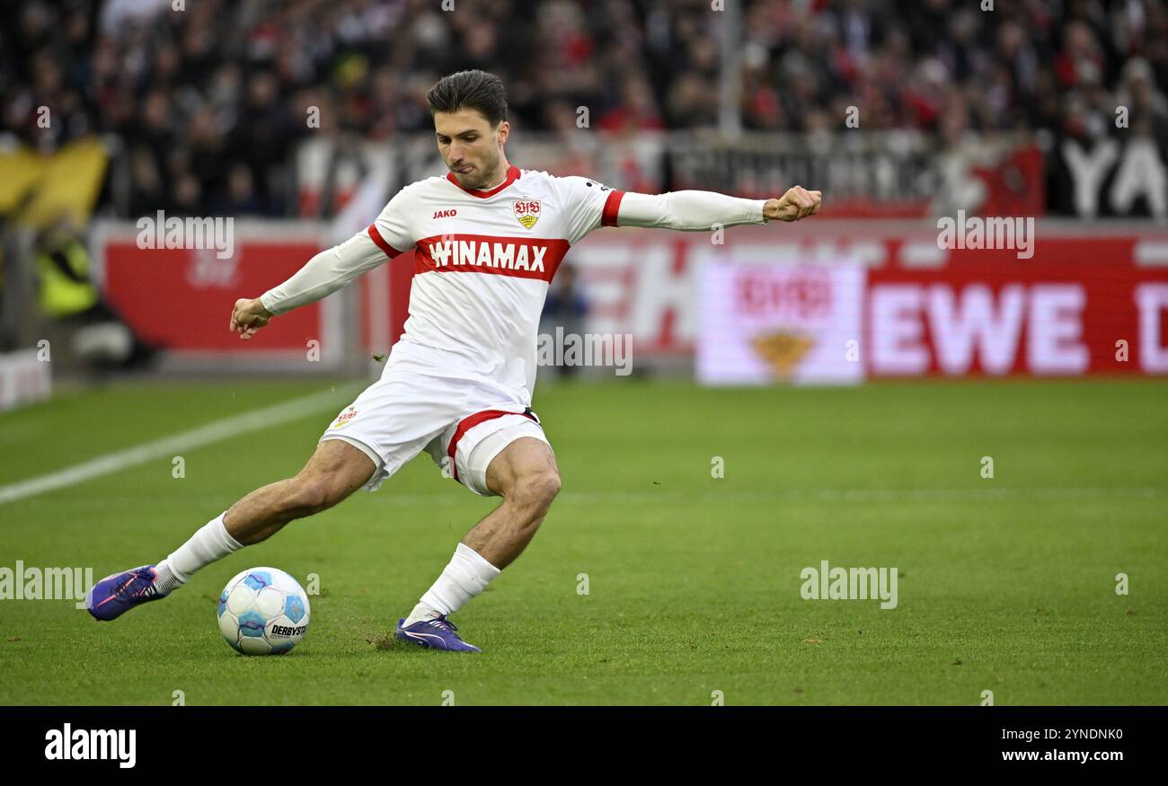 Loenidas Stergiou VfB Stuttgart (20) Action on the Ball MHPArena, MHP Arena Stuttgart, Baden-Württemberg, Deutschland, Europa Stockfoto