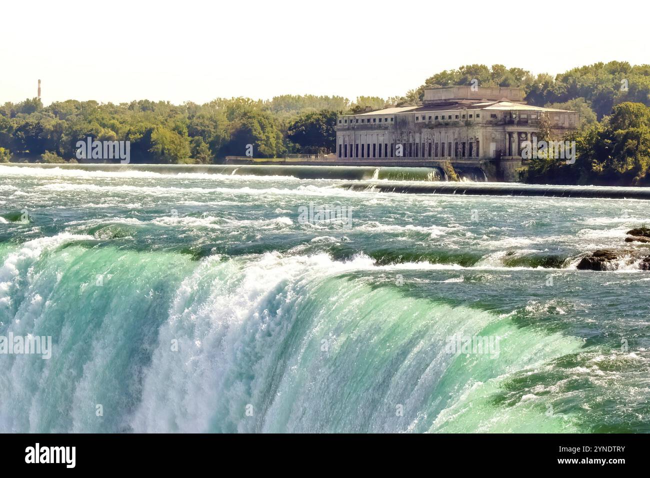 Niagara, Ontario, Kanada. Juni 2024. Eine Nahaufnahme zu den Niagara Wasserfällen Stockfoto