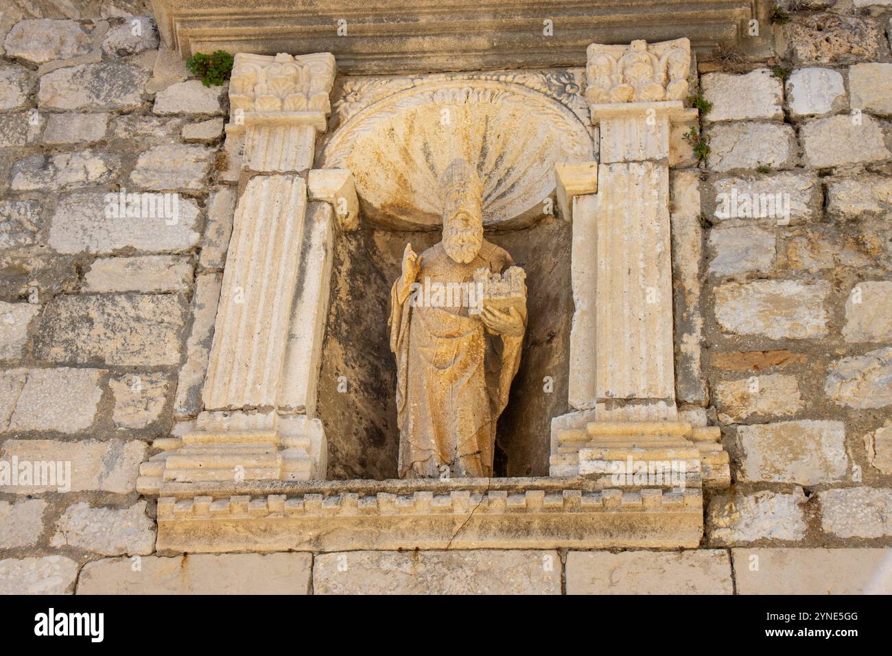 Estatua de San Blas, patrón de la ciudad de Dubrovnik, una de las muchas estatuas que existen en la ciudad. Dubrovnik, Croacia Stockfoto