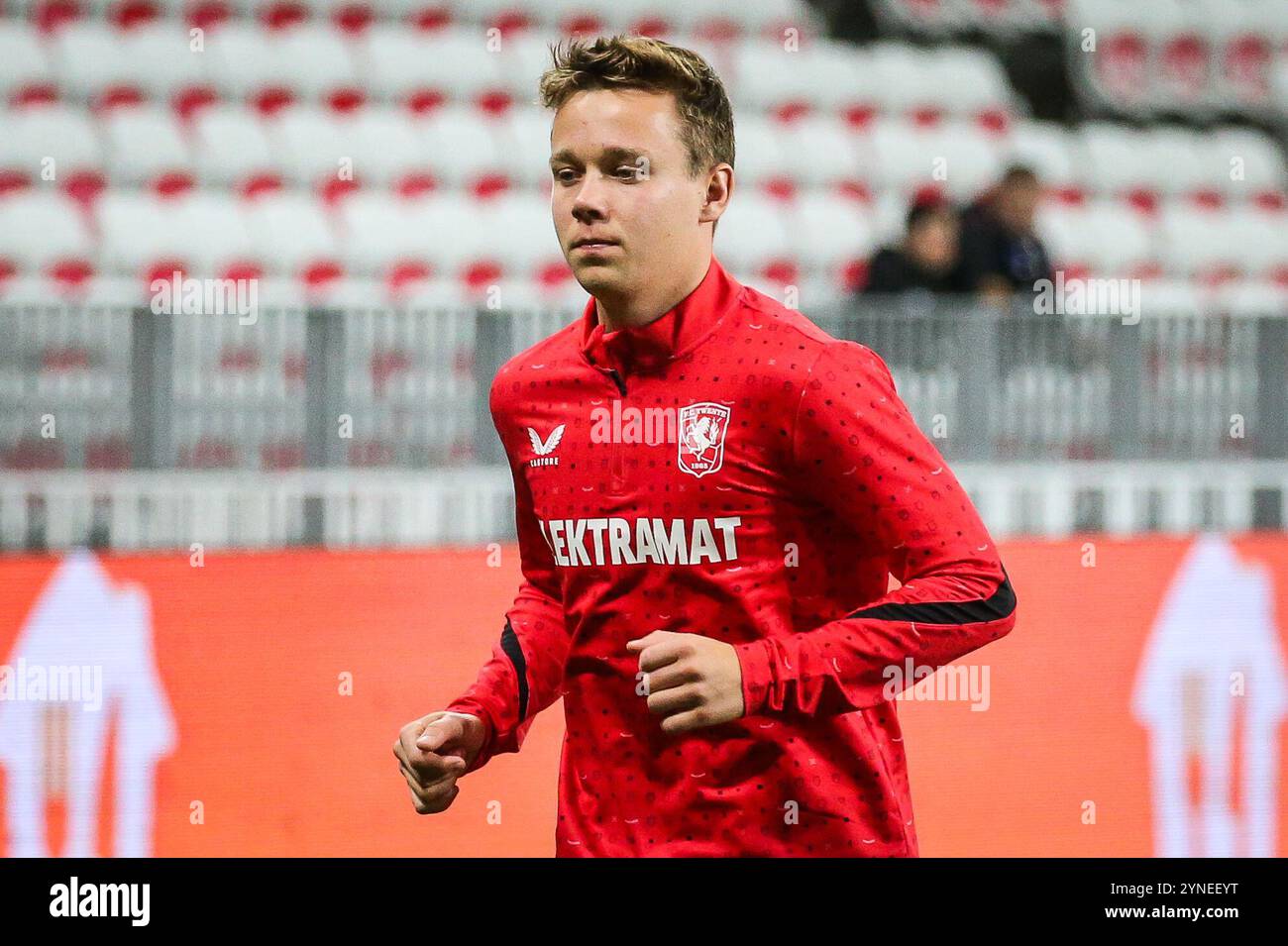 Nizza, Frankreich. November 2024. Mathias KJOLO vom FC Twente während des Fußballspiels der UEFA Europa League, League Phase MD4 zwischen OGC Nice und FC Twente am 7. November 2024 in der Allianz Riviera in Nizza, Frankreich - Foto Matthieu Mirville/DPPI Credit: DPPI Media/Alamy Live News Stockfoto