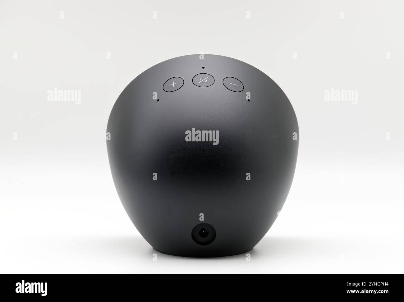 Amazon Echo Spot. Alexa, virtuelle Assistentin KI. Rückansicht. Stockfoto